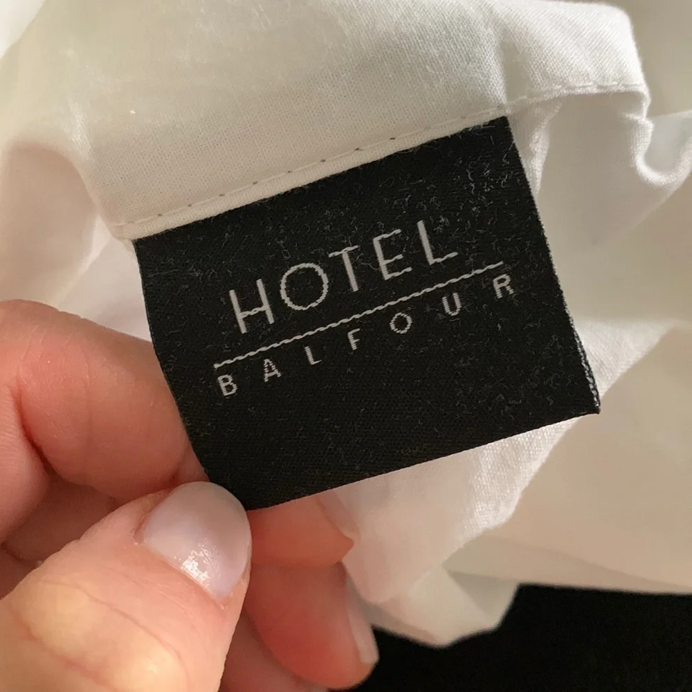 Balfour Hotel duvet cover metallic embroidered floral‎ details white silver king